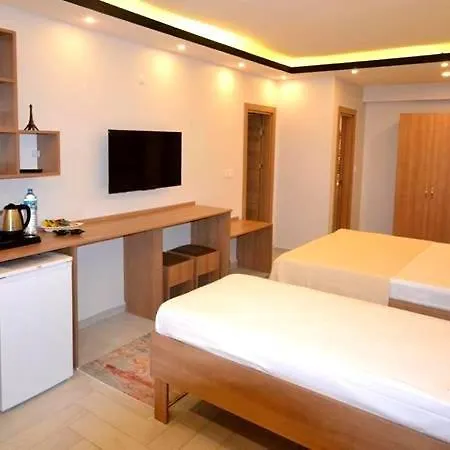 Karasu Elmasotel فندق *